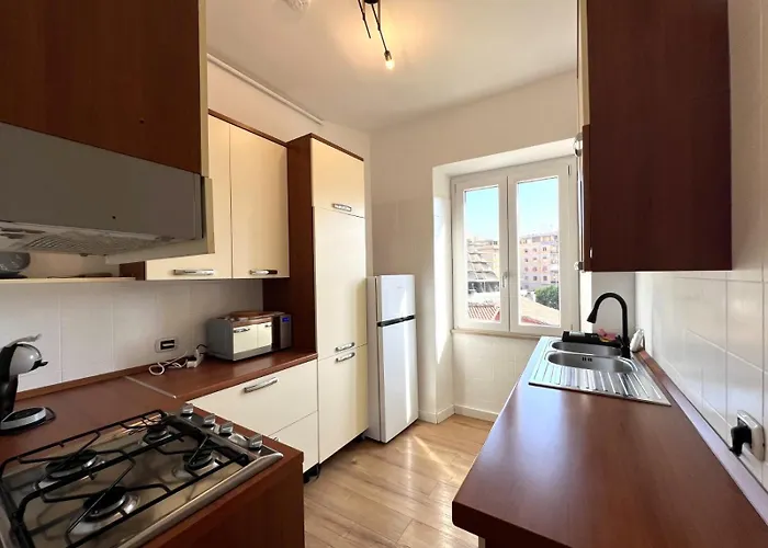 L'affaccio Sul Borgo - Adiacente Metro B Apartament *